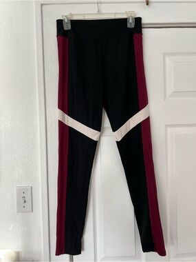 Forever 21 Women’s Colorblock Active Legging Black, Burgundy & White Size Medium